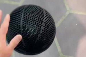 無氣籃球，一種無需充氣也不怕漏氣的新型籃球！